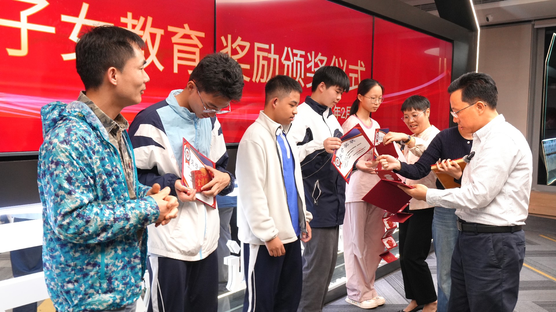 1772626851617640.jpg DSCN1585 拷贝.jpg